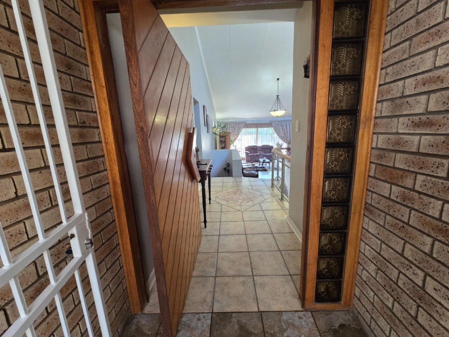 3 Bedroom Property for Sale in Waverley Free State